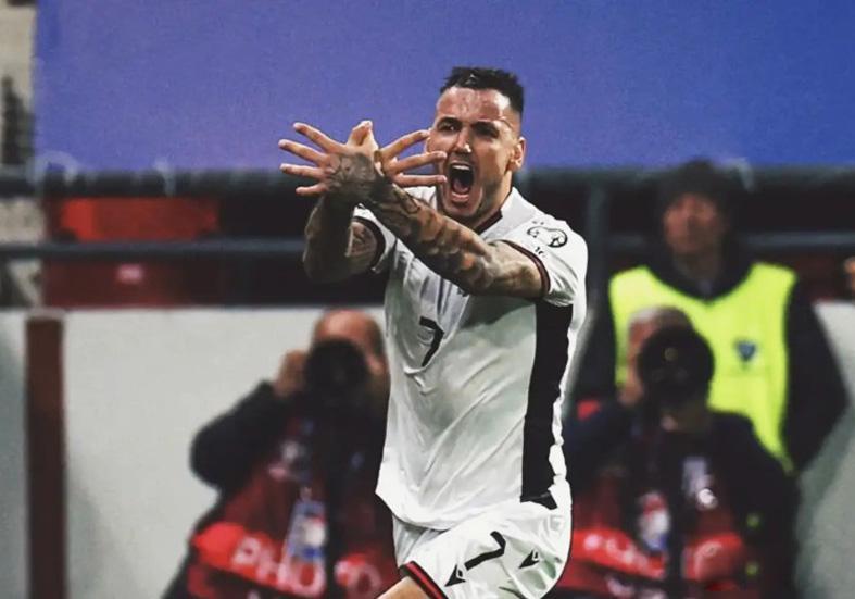 九游娱乐网页版-马德鲁加+泽卡归队，二雷玩疯了！浙江买来国米中锋 小绿硬起来了